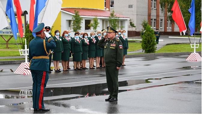 Замминистра обороны открыл учебный год в военном вузе Петербурга