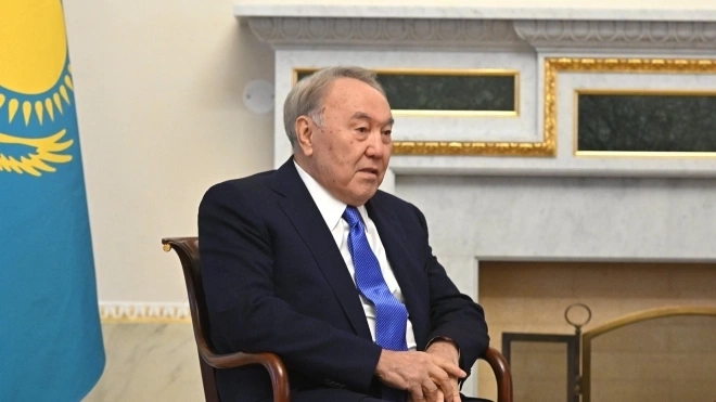 В Казахстане отменили необходимость согласования политики страны с Назарбаевым