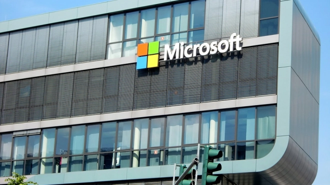Компания Microsoft приостанавливает продажи товаров и предоставление услуг в России