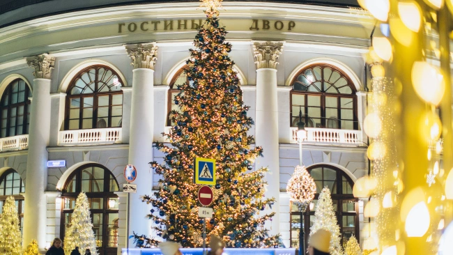 В июле россияне стали чаще бронировать отели на новогодние праздники