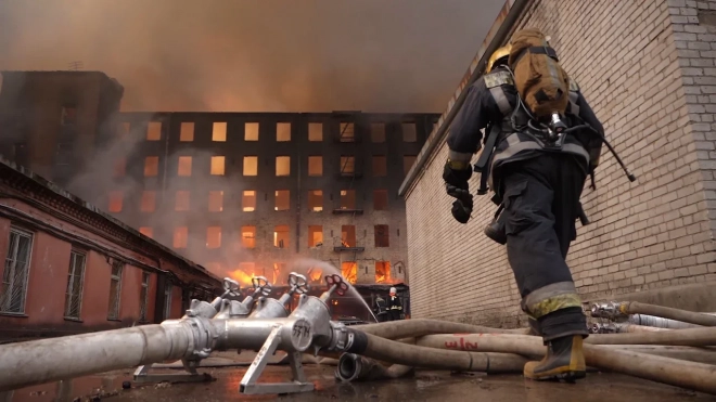 Пожар на петербургской “Невской мануфактуре” полностью ликвидирован
