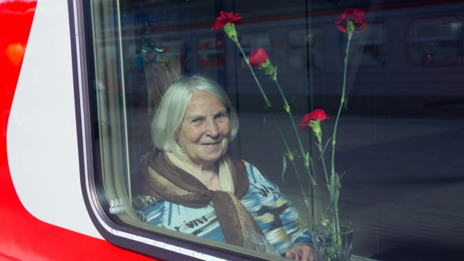 С 1 декабря жители блокадного Ленинграда могут бесплатно путешествовать по России на поезде