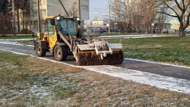 За неделю в Петербурге вывезли первые 28 кубометров снега 