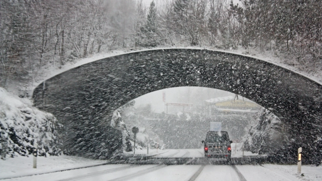 МЧС предупреждает жителей Ленобласти об усилении снега и ветра