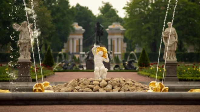 Верхний сад Петергофа открыли для посетителей после реставрации 