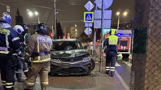 В аварии на Заневском проспекте пострадали шесть пешеходов