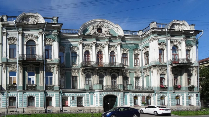 В следующем году планируют отреставрировать фасад дома Бутурлиной на улице Чайковского 