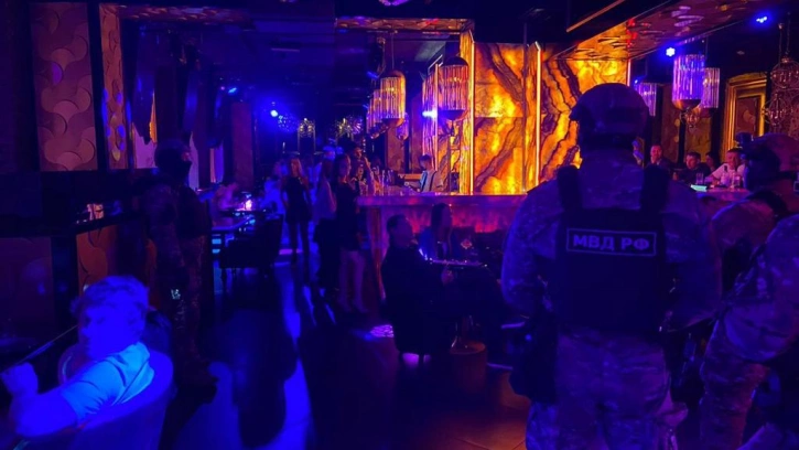 Бар и ночной клуб в центре Петербурга закрыли из-за нарушения антиковидных требований 