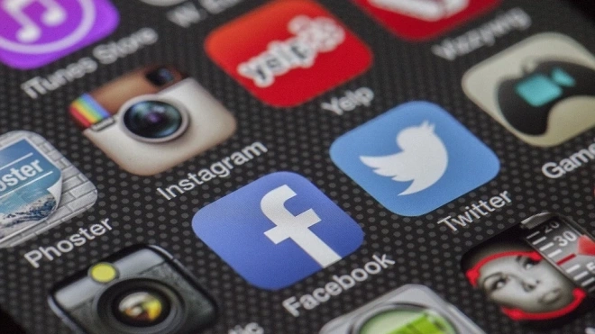 Суд назначил новые штрафы Facebook, Twitter и Telegram