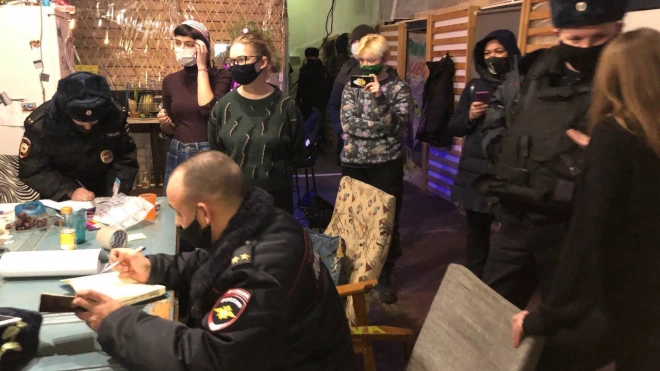Активистский Штаб городского самовыражения в Петербурге посетила полиция