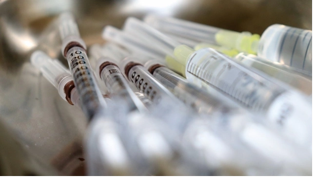Ростех до конца года поставит регионам 1,6 млн доз вакцины от кори, краснухи и паротита