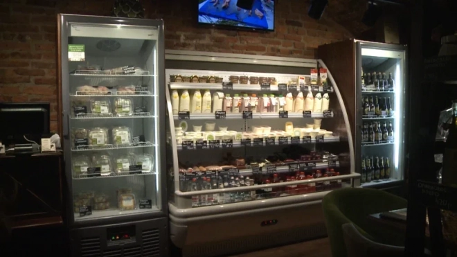 В Петербурге "Азбука вкуса" сокращает количество магазинов