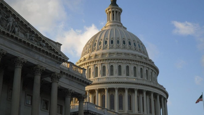 Конгресс США одобрил пакет помощи Украине на сумму почти в 40 млрд долларов