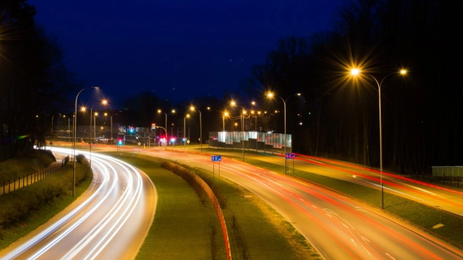 Новая волоконно-оптическая магистраль соединит Москву и Петербург