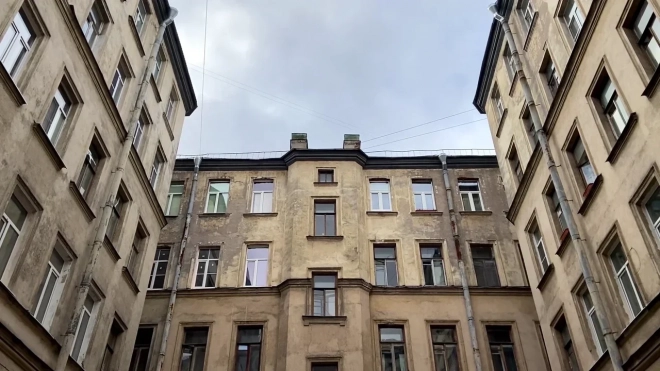 Аналитики сочли завышенными цены на квартиры в Петербурге 
