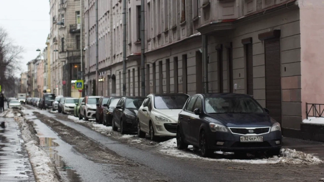 Система платной парковки налажена в Петербурге