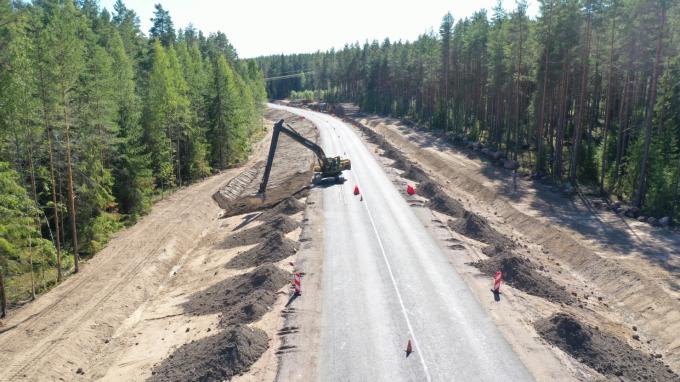 В Выборгском районе завершается ремонт участка трассы Выборг-Светогорск 