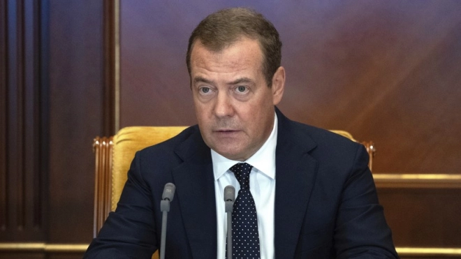 Медведев представил доклад по улучшению ситуации на СВО