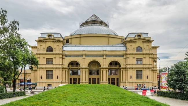 Историческое здание театра "Мюзик-Холл" отреставрируют за 4,5 млрд рублей 