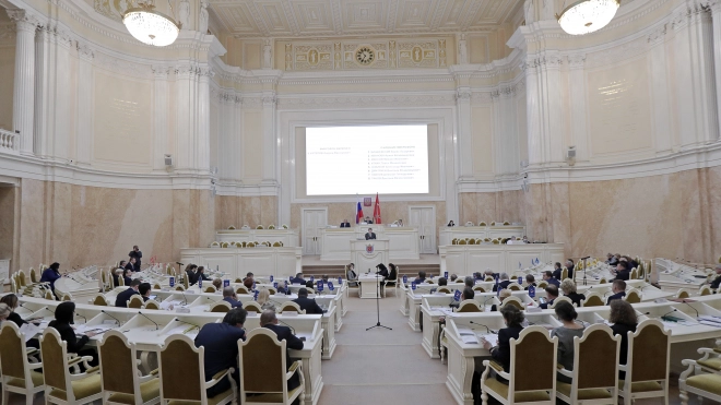 В парламенте Петербурга готовятся перейти на дистанционные заседания комиссий