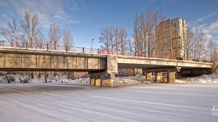 Рыбацкий мост через реку Славянку отремонтируют за год