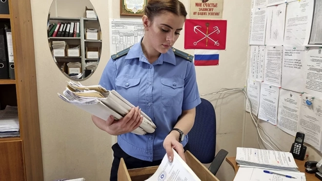 За полгода в Петербурге возбудили более 500 уголовных дел  отношении должников по алиментам