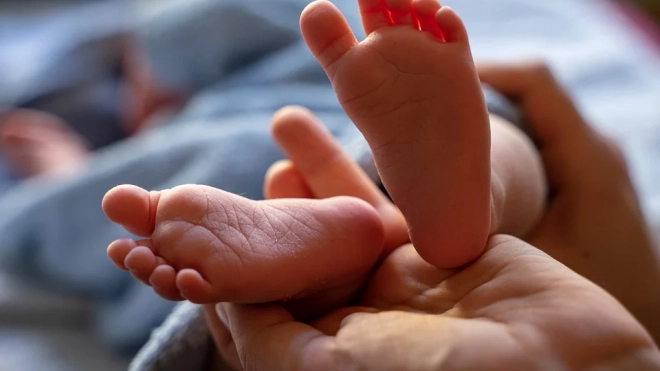 Из петербургского дома ребенка забрали последнего малыша, рождённого суррогатной матерью