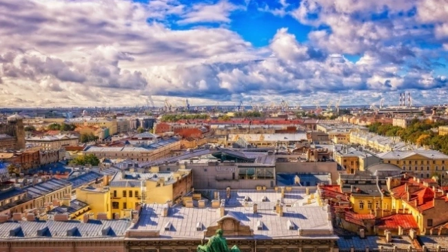 В конце рабочей недели в Петербурге возможно максимальное потепление с начала года
