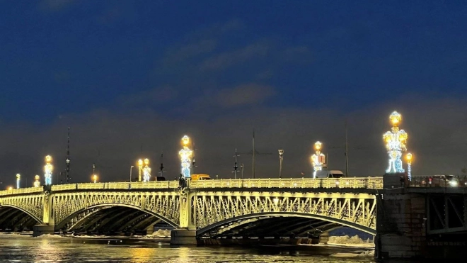 В ночь с 22 на 23 января разведут мосты в Петербурге