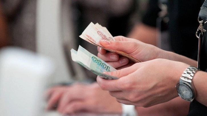 Средняя зарплата в Петербурге в январе-ноябре 2021 увеличилась на 10,7%