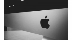 Российские магазины электроники закрывают отделы Apple