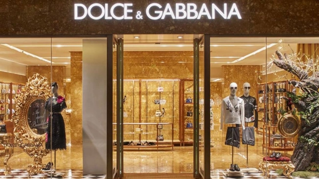 Модный дом Dolce & Gabbana заявил об отказе от использования натурального меха