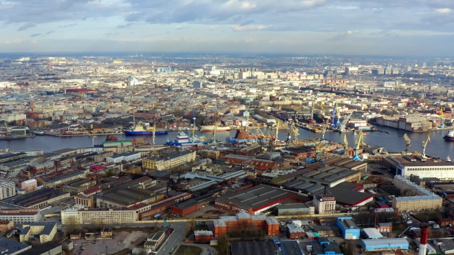 Большой порт Петербурга будет пропускать для транзита санкционную продукцию