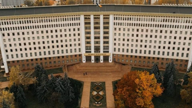 Парламент Молдавии отказался обсуждать продление контракта с "Газпромом"