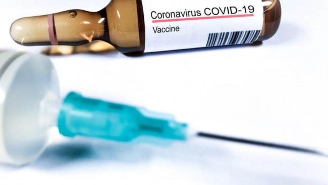 В прививочных центрах Москвы началась повторная вакцинация от коронавируса 