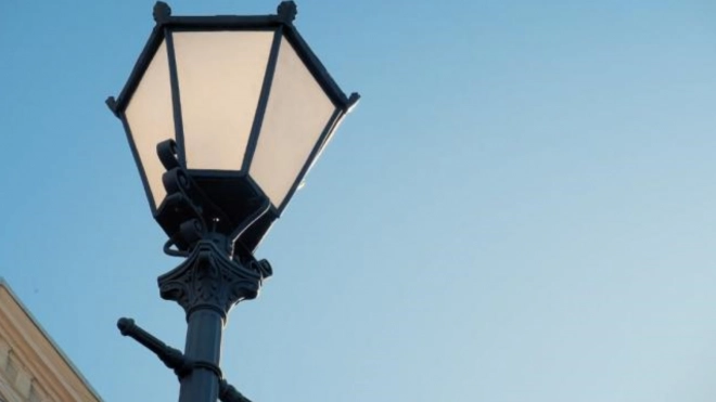 На Суздальском проспекте появились новые светильники