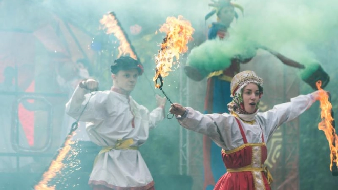 В честь 800-летия Александра Невского в парке Политеха прошли "Ратные забавы"