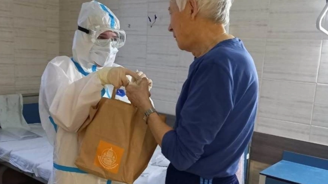 В Покровской больнице стартовал проект особой помощи пожилым пациентам с коронавирусом