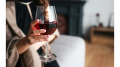 Роскачество: около половины россиян покупает только отечественное вино