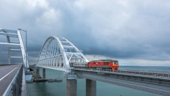 Поезда в Крым из Петербурга и Москвы сократили время в пути на пять часов