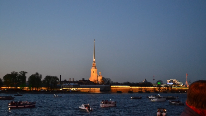 В Петербурге запустили общественный транспорт на воде