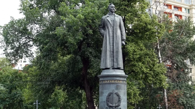 Эксперты высказали свое мнение о том, почему россияне хотят вернуть памятник Феликсу Дзержинскому