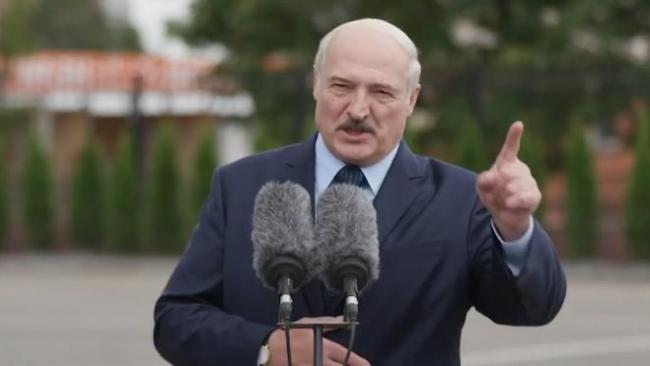 Лукашенко выступил против вступления Белоруссии внутрь "какого-то государства"