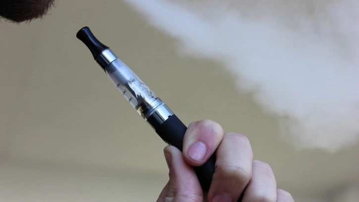 В ВОЗ призвали ввести ограничения на распространение электронных сигарет