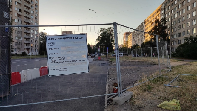На пересечении Товарищеского проспекта и улицы Подвойского появится новая автобусная остановка