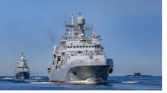 МИД Ирландии приветствовало решение России перенести район учений ВМФ