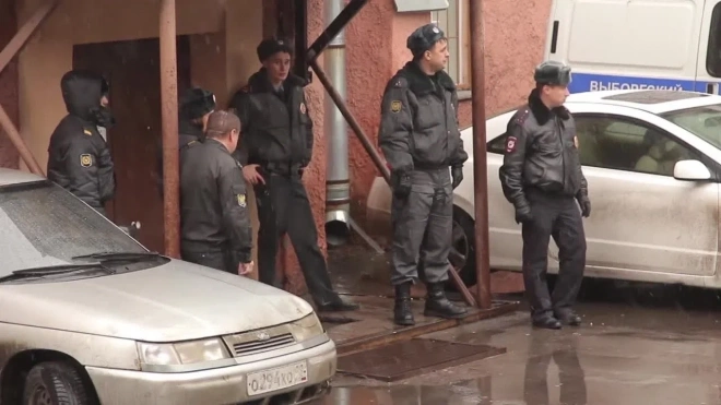 В частном доме в Ленобласти нашли труп мужчины с огнестрельным ранением в груди