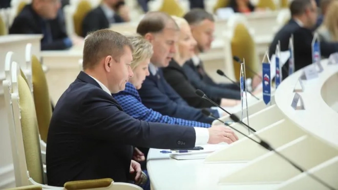 Депутаты Петербурга приняли в I чтении проект корректировки бюджета на 2021 год
