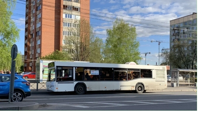 На рынок пассажирских перевозок Петербурга заходит новый перевозчик