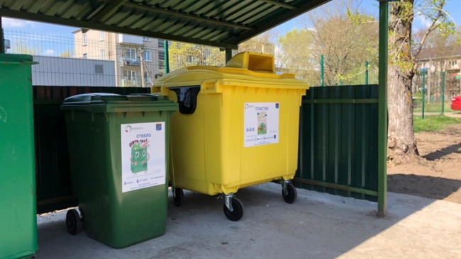 Ленобласть закупает почти тысячу новых контейнеров для мусора